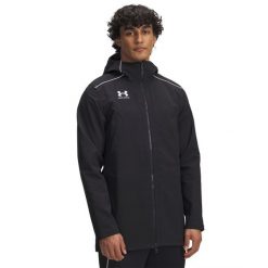 Kurtka wodoodporna Under Armour Challenger Pro. Czarne kurtki Under Armour, m, bez wzorów, z materiału, bez kaptura. Za 561.00 zł.