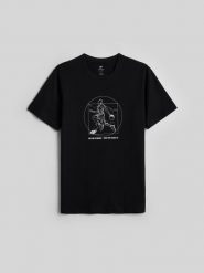 4F T-shirt regular z nadrukiem męski - czarny S. Czarne t-shirty 4F, m, bez wzorów, z bawełny, bez kołnierzyka, bez ramiączek. Za 69.99 zł.