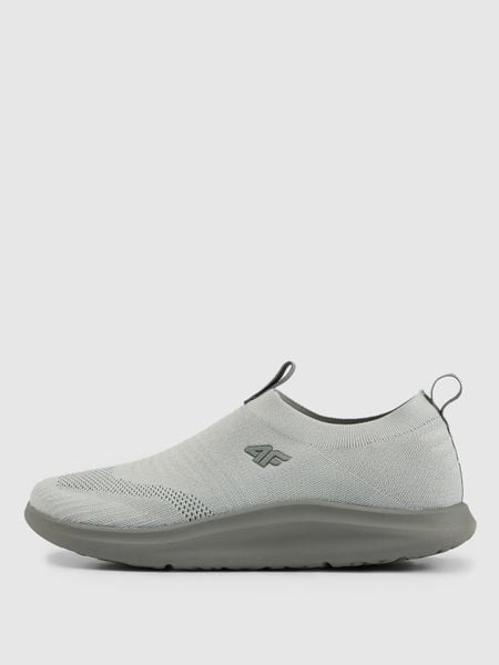 4F Niskie sneakersy wsuwane NEONITE z miękką wkładką męskie - szare 40. Szare buty sportowe casual 4F, bez wzorów, z dzianiny, bez zapięcia. Za 199.99 zł.