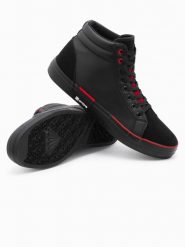 Klasyczne wysokie męskie trampki z pikowaną cholewką – czarno-czerwone V2 - Rozmiar: 44. Czarne trampki Ombre Clothing, m, bez wzorów, bez zapięcia. W wyprzedaży za 119.99 zł.