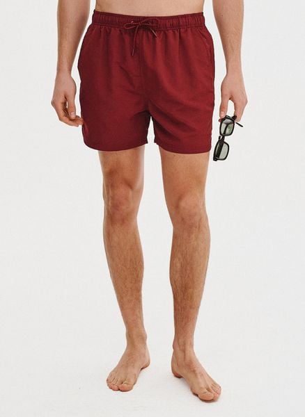 PAKO LORENTE - Szorty kąpielowe męskie w bordowym kolorze. Czerwone kąpielówki Pako Lorente, m, bez wzorów, z poliamidu, krótkie. Za 69.99 zł.