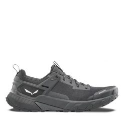 Buty trekkingowe Salewa Pedroc. Czarne buty turystyczne Salewa, bez wzorów, bez zapięcia, trekkingowe. Za 528.50 zł.