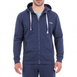 Bluza w kolorze granatowym. Niebieskie bluzy z kapturem marki Jeep, z nadrukiem, prążkowane. W wyprzedaży za 124.95 zł.