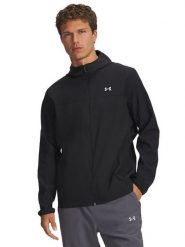 Under Armour Kurtka "Velociti Pro Storm" w kolorze czarnym do biegania rozmiar: M. Czarne kurtki do biegania Under Armour, m, bez wzorów, z materiału, bez kaptura. Za 292.20 zł.