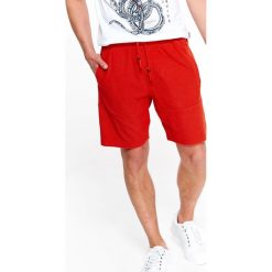 SZORTY MĘSKIE Z DZIANINY STRUKTURALNEJ. Szorty marki TOP SECRET. W wyprzedaży za 29.99 zł.