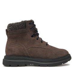 Trapery s.Oliver. Brązowe trapery S.Oliver, bez zapięcia. Za 399.99 zł.