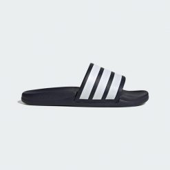 KLAPKI ADILETTE COMFORT 2.0. Białe klapki Adidas, z materiału. Za 199.00 zł.