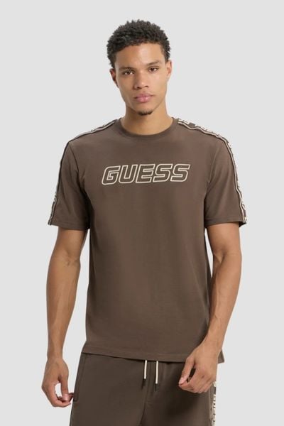 GUESS Brązowy męski t-shirt Arlo, Rozmiar L. Brązowe t-shirty Guess, l, z aplikacjami, bez kołnierzyka, bez ramiączek. W wyprzedaży za 153.99 zł.