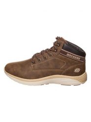 Dockers by Gerli Trzewiki w kolorze brązowym rozmiar: 42. Brązowe botki sznurowane Dockers by Gerli, bez wzorów, bez obcasa, bez zapięcia. Za 120.52 zł.