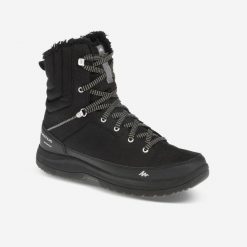 Buty turystyczne męskie Quechua NH100 wodoodporne. Czarne buty trekkingowe QUECHUA, na zimę, bez wzorów, przed kolano, bez zapięcia, trekkingowe. W wyprzedaży za 149.99 zł.