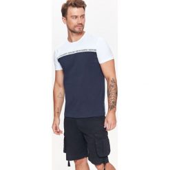 T-SHIRT MĘSKI Z ŁĄCZONYMI KOLORAMI. Bluzki z długim rękawem TOP SECRET. W wyprzedaży za 9.99 zł.