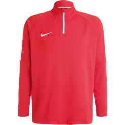 Nike Performance DRIL Koszulka sportowa university red/white. T-shirty sportowe marki Nike Performance. W wyprzedaży za 143.20 zł.