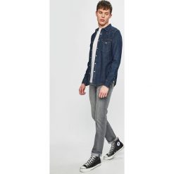 Lee - Jeansy Daren. Szare jeansy Lee, l. W wyprzedaży za 269.90 zł.