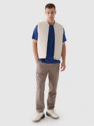 4F Spodnie casual męskie - brązowe XL. Brązowe spodnie materiałowe 4F, na co dzień, l, bez wzorów, z bawełny, casualowe. W wyprzedaży za 79.99 zł.
