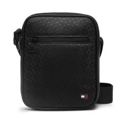 Saszetka Tommy Hilfiger. Czarne saszetki i nerki Tommy Hilfiger, bez wzorów, małe, bez dodatków. Za 369.99 zł.