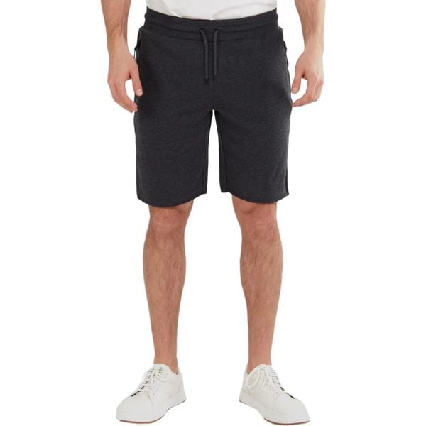 Spodenki sportowe męskie FUNDANGO Woody Sweatshort. Czarne krótkie spodenki sportowe Fundango, m, bez wzorów, z bawełny. Za 158.00 zł.