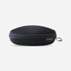Sztywne etui na okulary Quechua Case 560. Czarne okulary przeciwsłoneczne Decathlon. Za 19.99 zł.