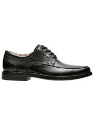 Clarks Skórzane trzewiki "Un Aldric Park" w kolorze czarnym rozmiar: 41,5. Czarne botki sznurowane Clarks, bez wzorów, bez obcasa, bez zapięcia. Za 230.00 zł.