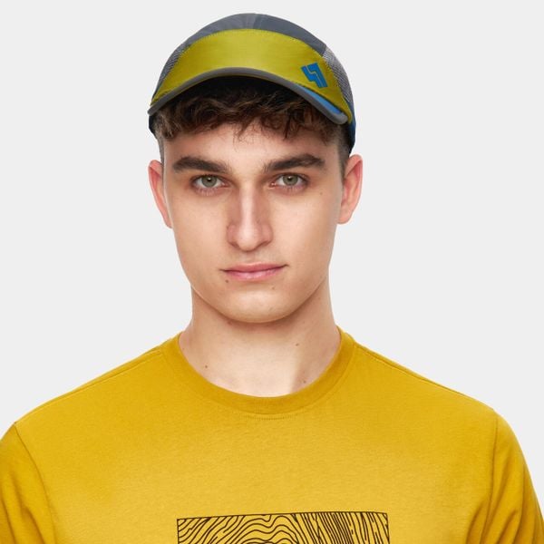 Czapka z daszkiem Alpinus Manila. Niebieskie czapki z daszkiem Alpinus, bez wzorów. Za 48.00 zł.