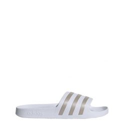 Klapki adilette Aqua. Białe klapki Adidas, z materiału. Za 99.95 zł.
