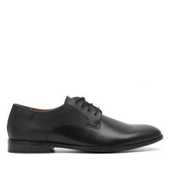Półbuty Lasocki. Czarne eleganckie półbuty Lasocki, bez wzorów, bez obcasa, bez zapięcia. Za 249.99 zł.