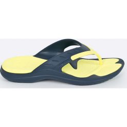 Crocs - Japonki. Japonki marki Crocs. W wyprzedaży za 99.90 zł.