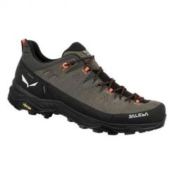 Buty trekkingowe męskie Salewa Alp Trainer 2. Brązowe buty trekkingowe Salewa, bez wzorów, z materiału, bez zapięcia. Za 859.99 zł.
