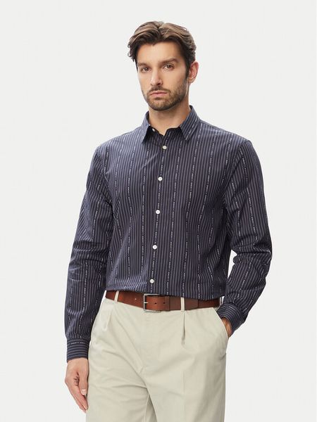 Guess Koszula M6RH71 WK001 Granatowy Regular Fit. Niebieskie koszule Guess, l, z aplikacjami, z bawełny, bez kołnierzyka, bez ramiączek. Za 394.99 zł.