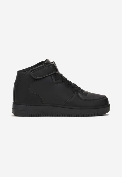 Czarne Buty Sportowe Typu Sneakersy za Kostkę z Rzepem Rayanne. Czarne buty sportowe casual Born2be, bez wzorów, za kostkę, bez zapięcia. Za 99.99 zł.