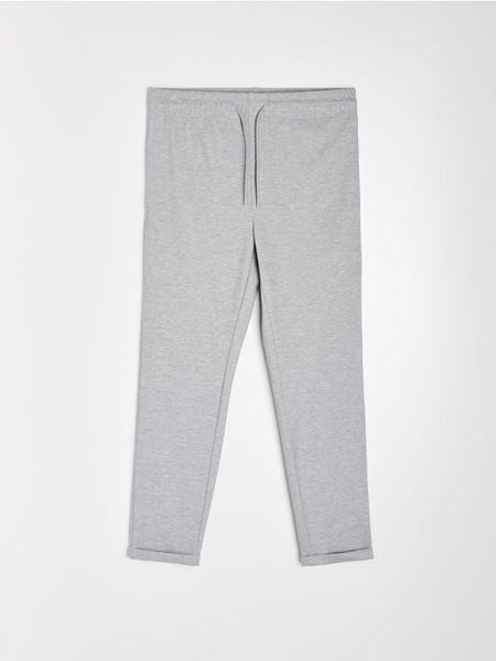 Spodnie jogger slim fit z domieszką wiskozy - szary. Szare joggery i bojówki Sinsay, l, bez wzorów, z wiskozy, sportowe. Za 49.99 zł.