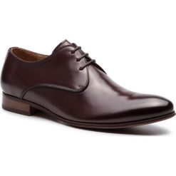 Półbuty KAZAR - Fantale 39318-09-06 Bordeaux. Czerwone eleganckie półbuty Kazar, bez wzorów, ze skóry, bez obcasa, bez zapięcia. W wyprzedaży za 379.00 zł.