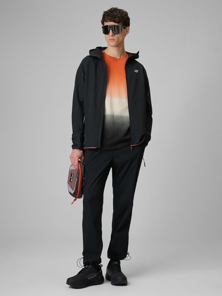 4F Spodnie casual joggery męskie - czarne M. Czarne joggery i bojówki 4F, na co dzień, m, bez wzorów, z tkaniny, casualowe. Za 249.99 zł.