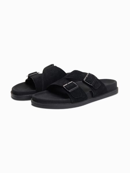 Klapki męskie z naturalnego zamszu z regulacją na klamry - czarne V1 - Rozmiar: 43. Czarne klapki Ombre Clothing, z gumy. W wyprzedaży za 229.99 zł.