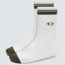 Skarpetki turystyczne długie unisex Oakley Essential Socks 3 pary. Białe skarpety Oakley, bez wzorów, z bawełny. Za 111.35 zł.