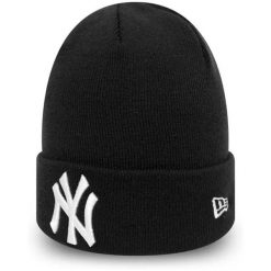 Czapka New Era MLB Essential Cuff Beanie New York Yankees. Czarne czapki zimowe New Era, bez wzorów. Za 120.75 zł.