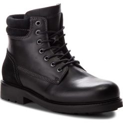 Kozaki TOMMY HILFIGER - Active Leather Boot FM0FM01774 Black 990. Kozaki marki Tommy Hilfiger. W wyprzedaży za 399.00 zł.