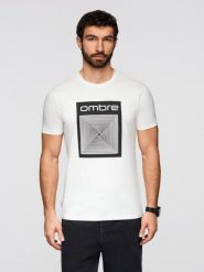 Koszulka męska bawełniana z geometrycznym nadrukiem - biała V2 - Rozmiar: S. Białe t-shirty Ombre Clothing, m, bez wzorów, z bawełny, bez kołnierzyka, bez ramiączek. W wyprzedaży za 45.50 zł.