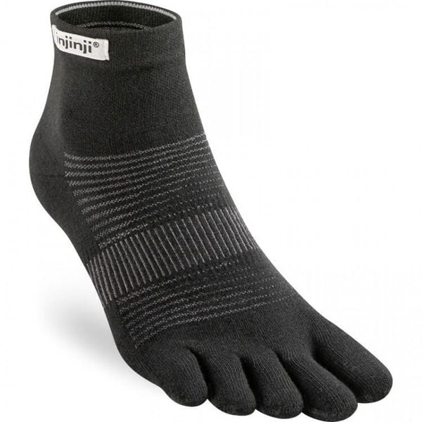 Skarpetki Injinji Lightweight Mini-Crew. Czarne skarpety Injinji, bez wzorów, ze skóry. Za 133.00 zł.