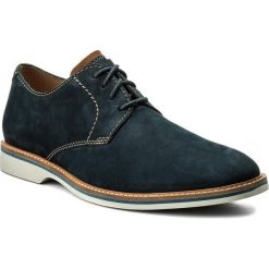 Półbuty CLARKS - Atticus Lace 261318197 Navy Nubuck. Eleganckie półbuty marki Clarks. W wyprzedaży za 299.00 zł.