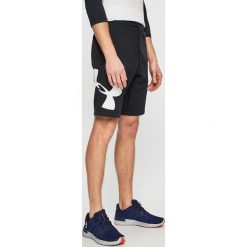 Under Armour - Szorty. Krótkie spodenki sportowe marki Under Armour. Za 169.90 zł.