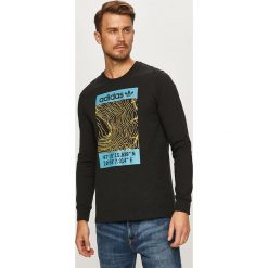 Adidas Originals - Longsleeve. Czarne bluzki z długim rękawem adidas Originals, m, bez wzorów, bez kołnierzyka, bez ramiączek. W wyprzedaży za 129.90 zł.