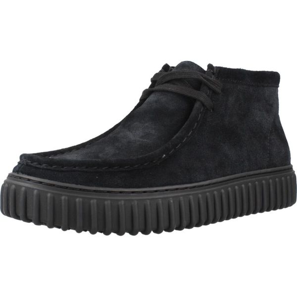 Buty CLARKS TORHILL HI Czarny. Czarne buty turystyczne Clarks, na jesień, bez wzorów, z materiału, przed kostkę, bez zapięcia, trekkingowe. Za 415.99 zł.