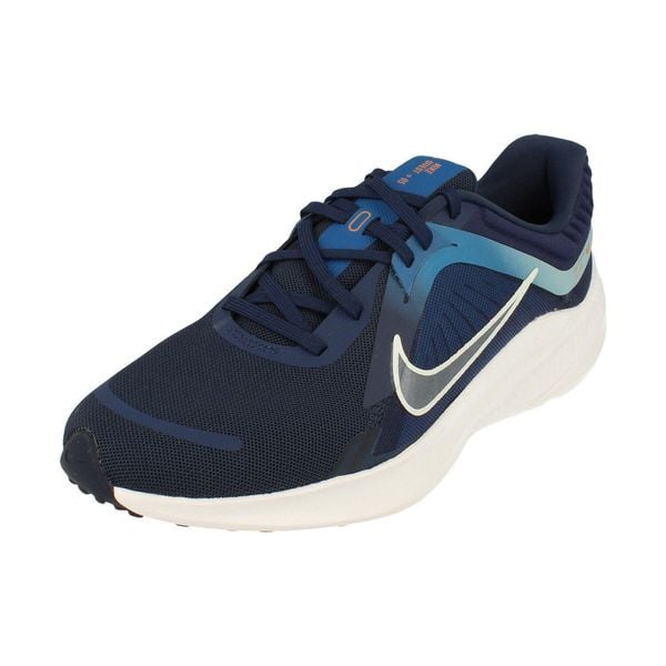 Buty Sportowe Męskie Nike Quest 5. Niebieskie buty do biegania Nike, bez wzorów, bez zapięcia, do biegania. Za 389.80 zł.