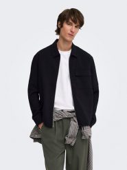 ONLY & SONS Kurtka koszulowa w kolorze czarnym rozmiar: M. Czarne kurtki Only & Sons, m, bez wzorów, bez kaptura. Za 159.95 zł.