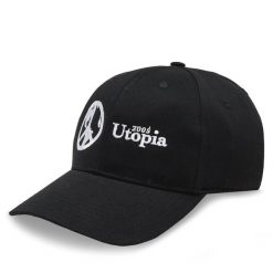 Czapka z daszkiem 2005. Czarne czapki z daszkiem 2005, bez wzorów. Za 89.99 zł.