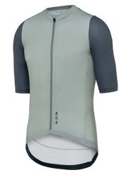 Protective Koszulka kolarska "Stone Dust" w kolorze zielonym rozmiar: S. Zielone t-shirty sportowe Protective, bez wzorów, bez ramiączek, rowerowe. Za 250.95 zł.
