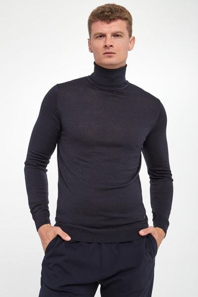 Golf męski z wełny merino LIU JO. Golfy Liu Jo, l, bez wzorów, z wełny, bez ramiączek. W wyprzedaży za 317.85 zł.