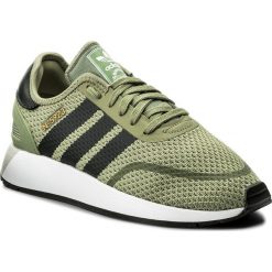 Buty adidas - N-5923 DB0959 Tengrn/Carbon/Ftwwht. Zielone buty sportowe casual marki Adidas, z materiału. W wyprzedaży za 279.00 zł.