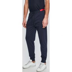 Tommy Hilfiger - Spodnie. Spodnie materiałowe Tommy Hilfiger. Za 299.90 zł.