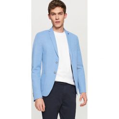Dzianinowa marynarka slim fit - Niebieski. Garnitury marki Reserved. Za 199.99 zł.